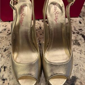 Lilly Pulitzer Krisie Wedge, Size 8.5
Like new, worn twice